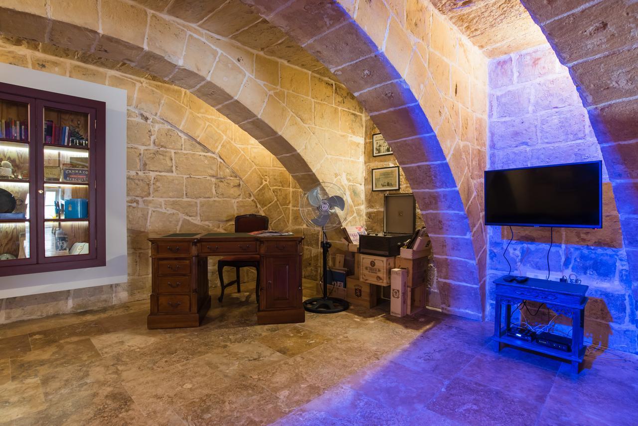 1 Bedroom Heritage Apartment La Valette Extérieur photo