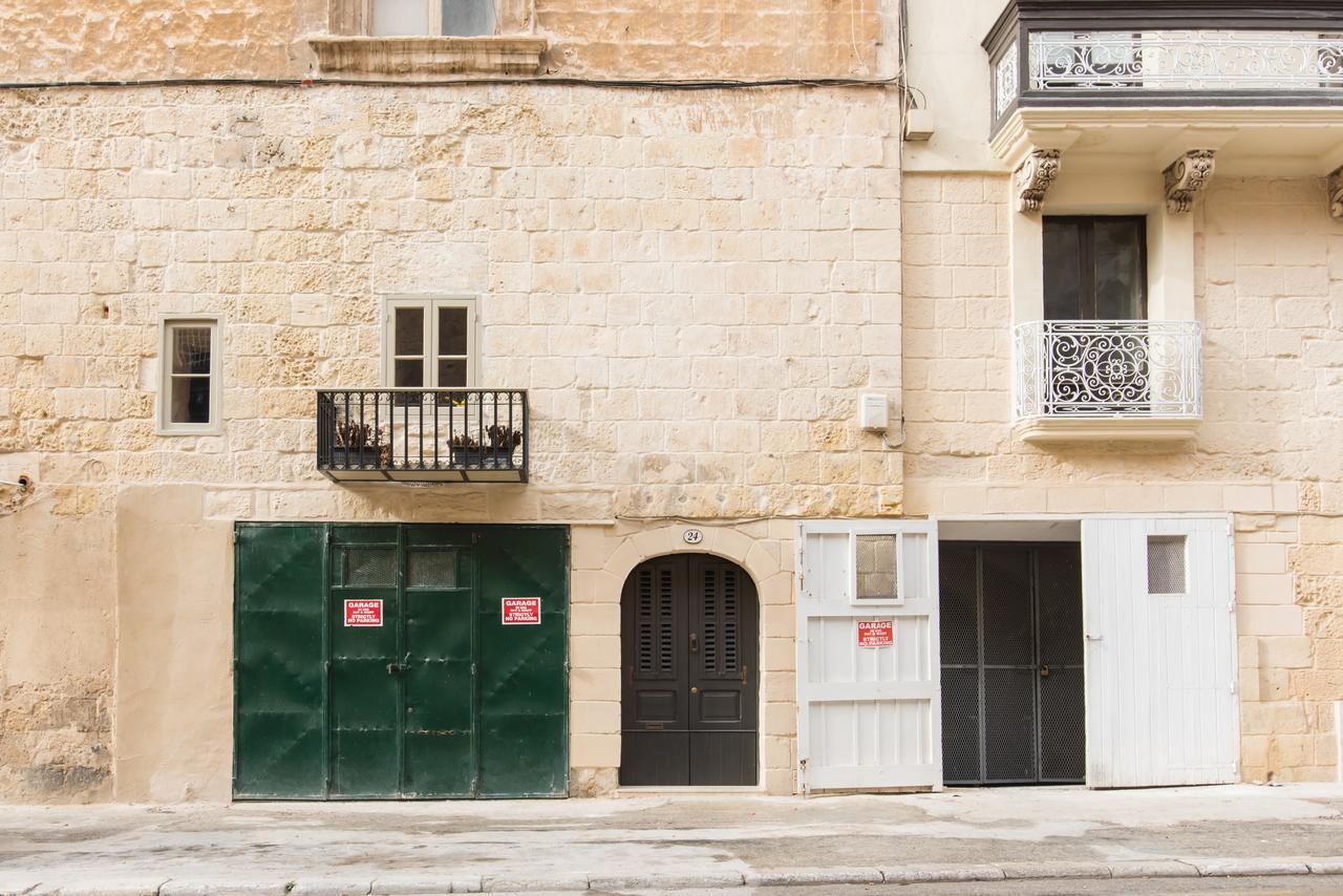 1 Bedroom Heritage Apartment La Valette Extérieur photo